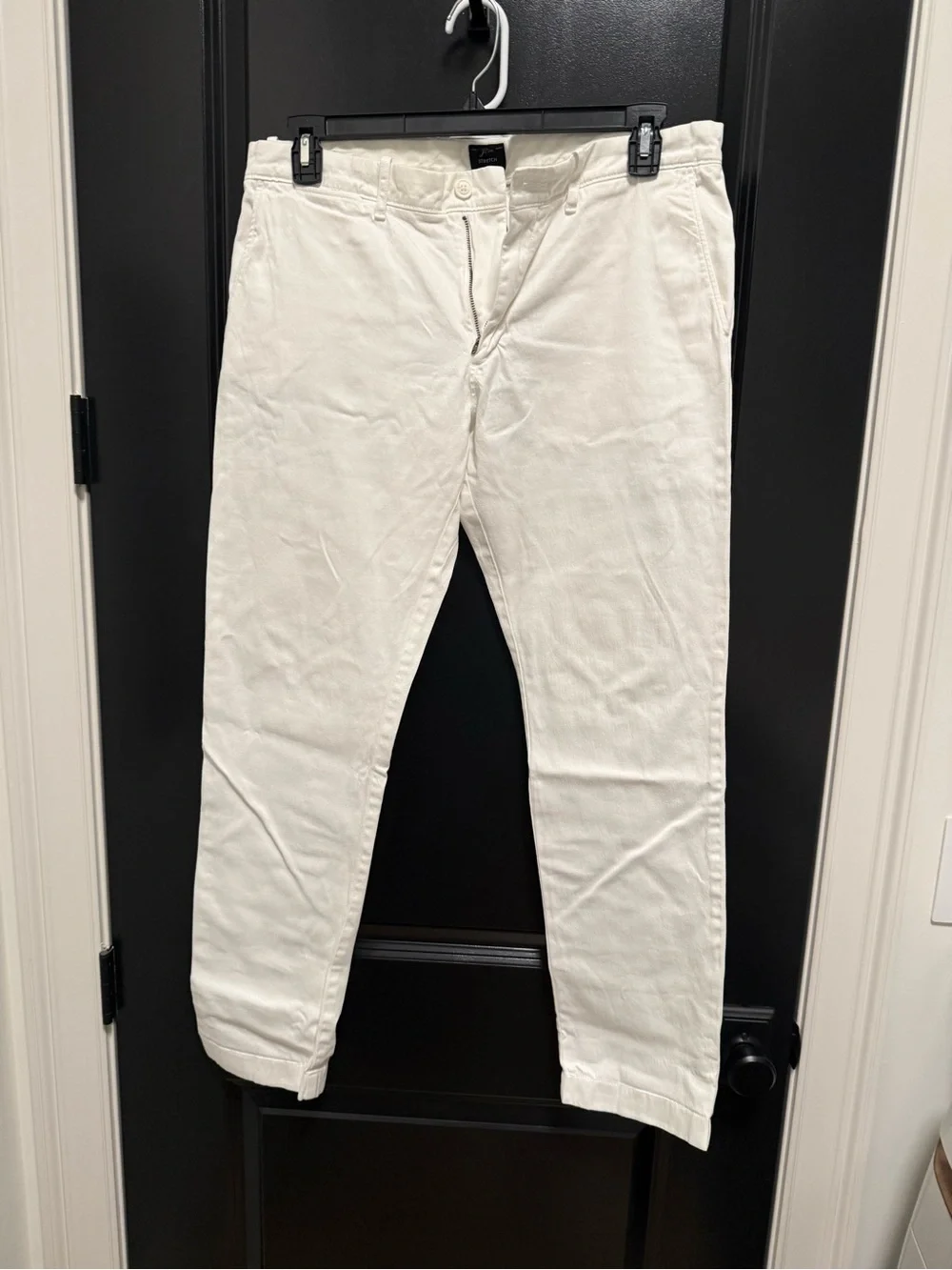 Men's White Casual Chino Pants